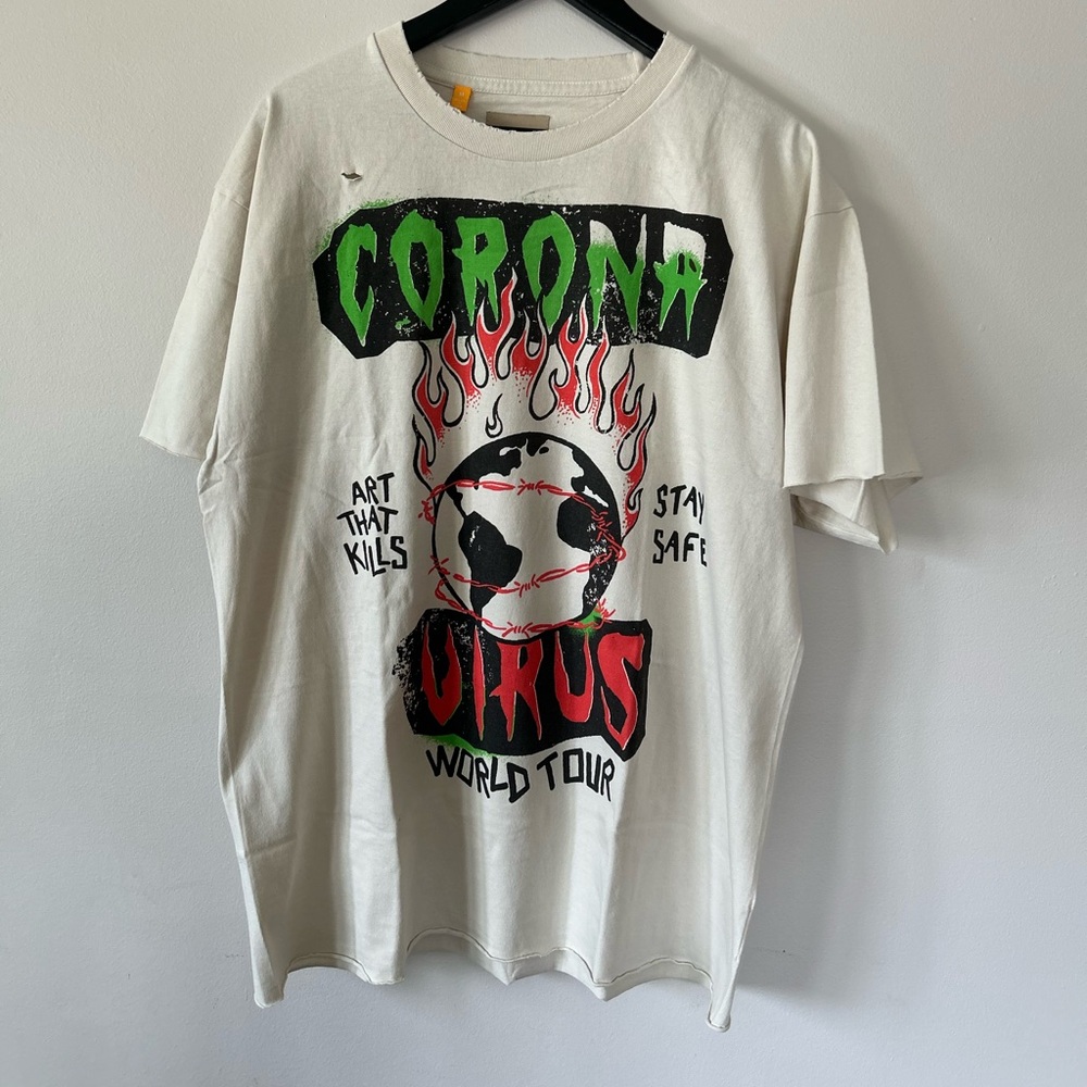 Gallery Dept “corona virus” Tee